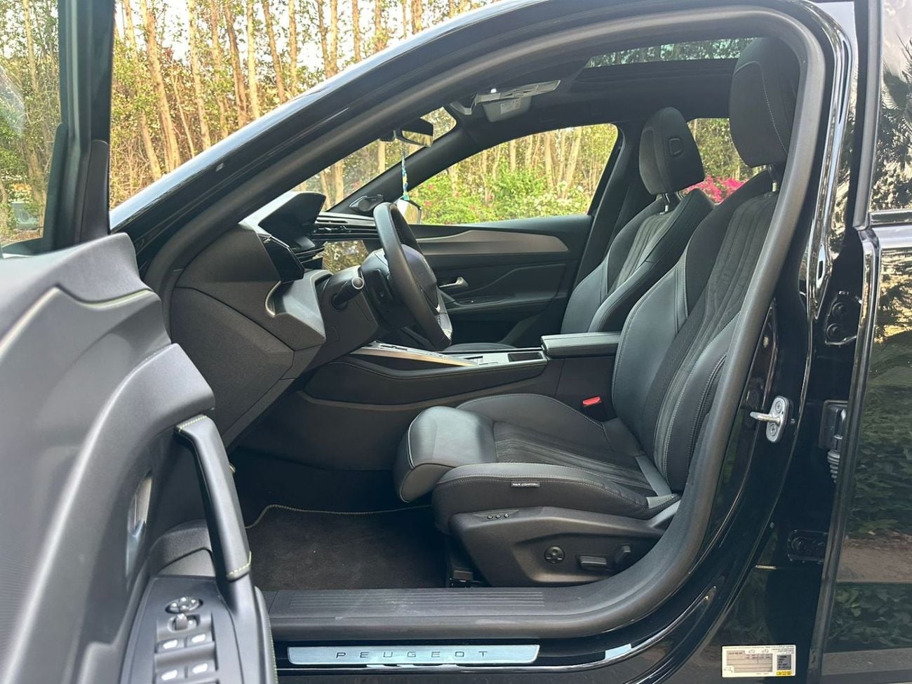 بيجو 408 2025 Peugeot 408 Plug-in Hybrid | The Future is Here | 1.6L 4-Cylinder Turbo | 225 HP | Top of the L