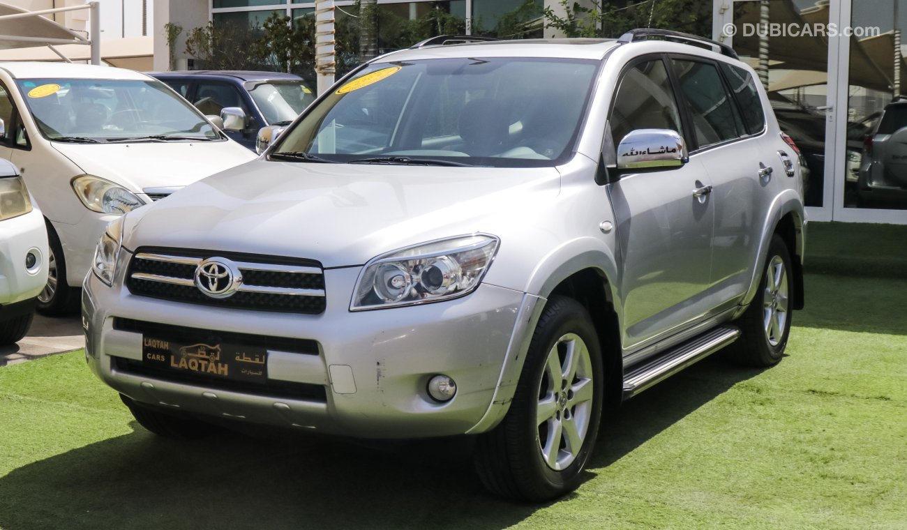 Toyota RAV4 Gulf car in excellent condition do not need any expenses