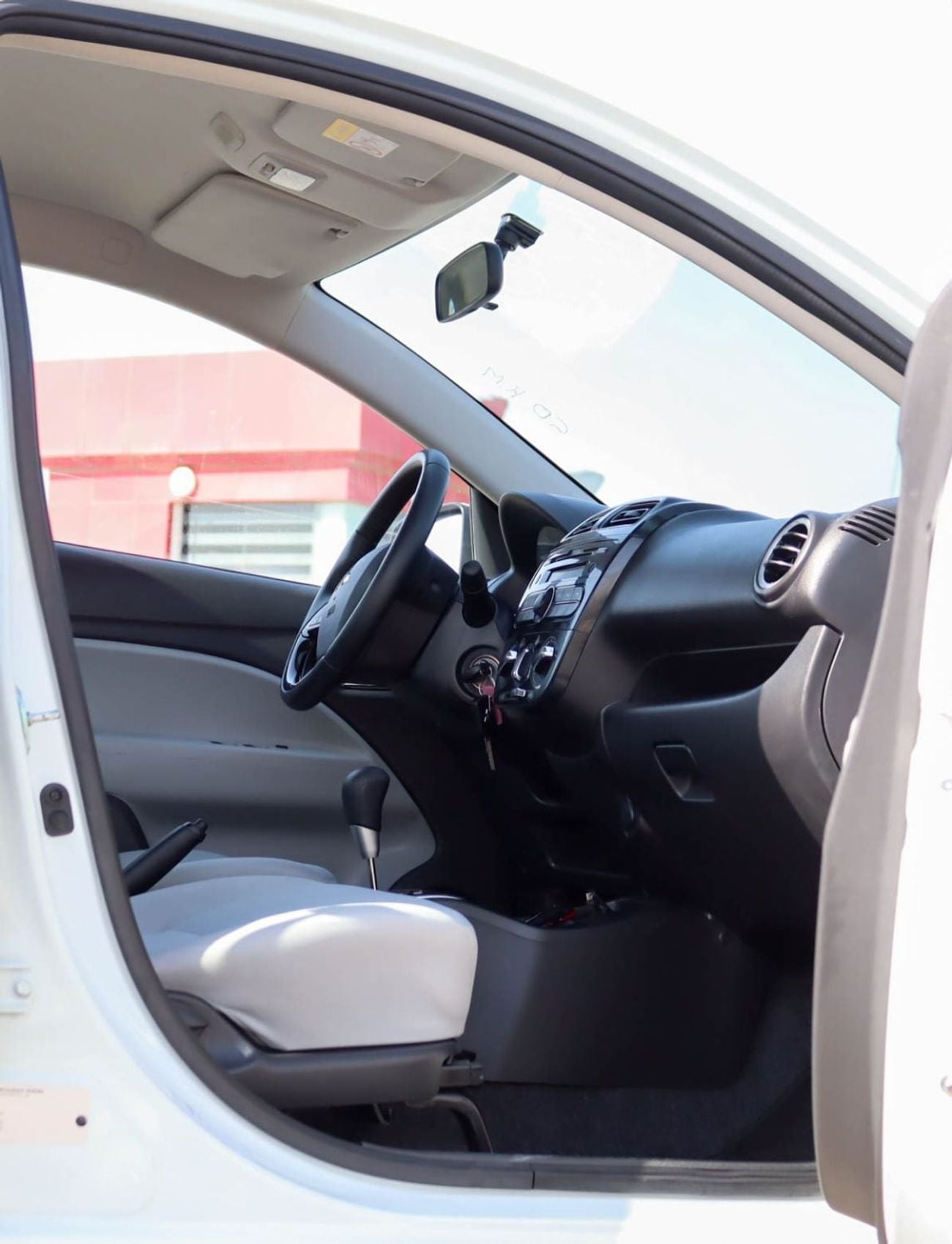 Mitsubishi Attrage GLX PREMIUM GCC Specs - Original Paint Free Accident Excellent Condition Full option