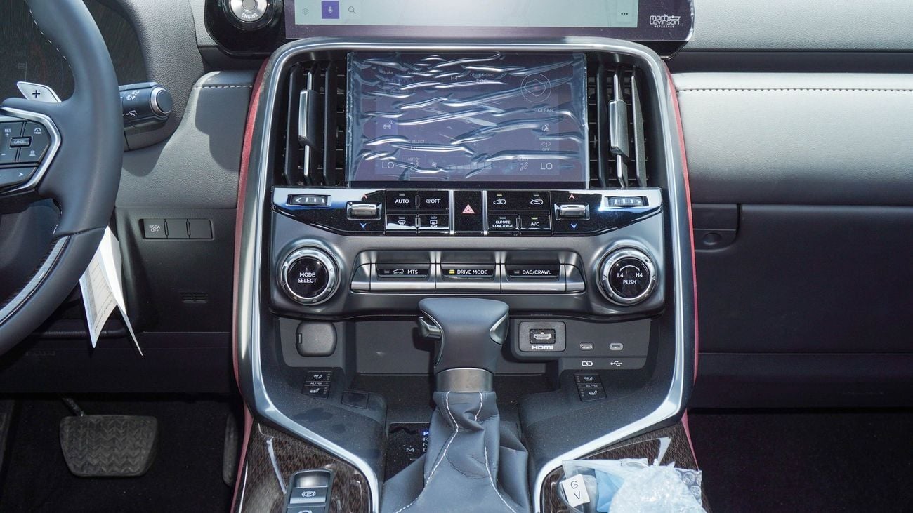 Lexus LX600 SIGNATURE 3.5L V6