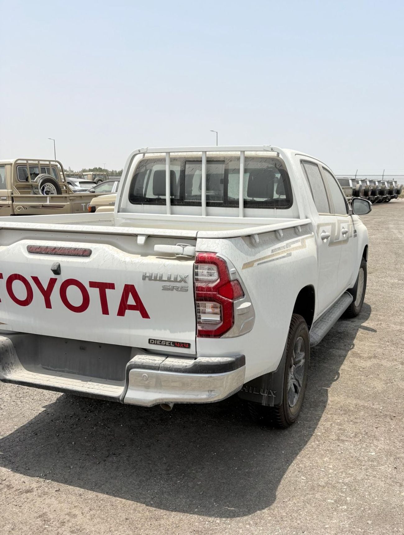 Toyota Hilux DLX