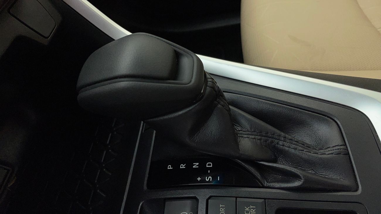 تويوتا راف ٤ VXR 2.5 | بدون دفعة مقدمة | اختبار القيادة في المنزل