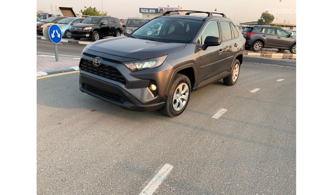 Toyota RAV4 LE AWD SPORTS AND ECO 2.5L V4 2019 AMERICAN SPECIFICATION