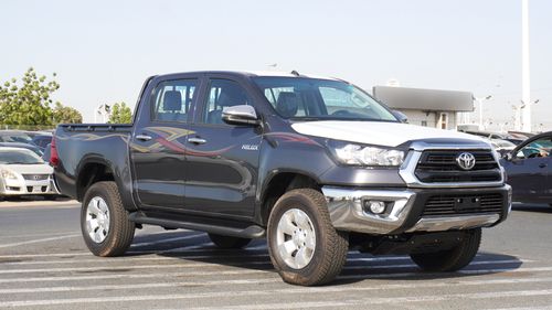 تويوتا هيلوكس 2.4L Diesel 4WD M/T