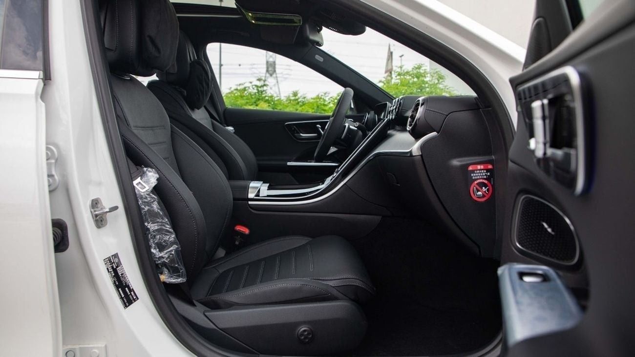 مرسيدس بنز C 200 2025/ C200L. For Local Registration +10%