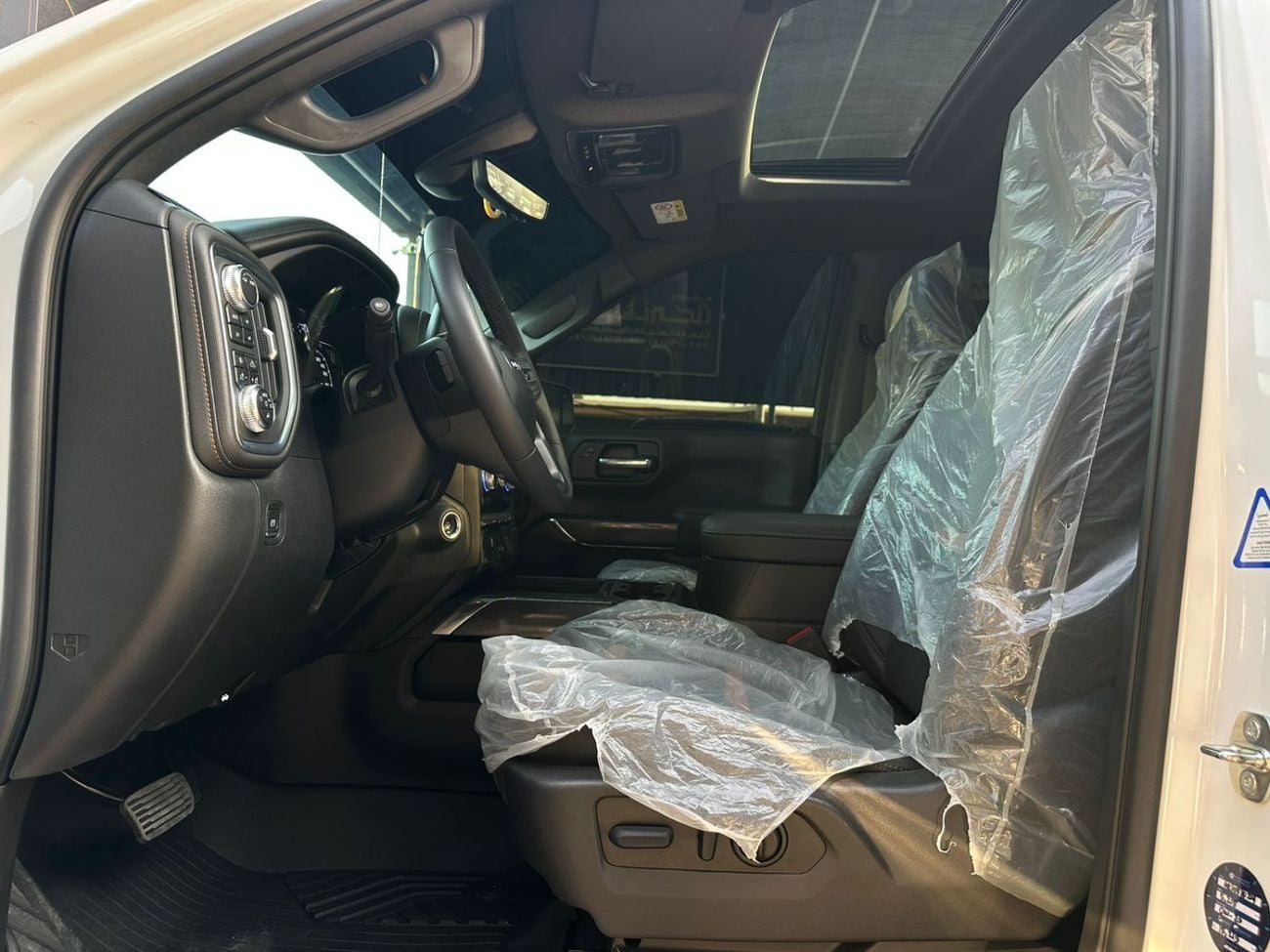 GMC Sierra 6.2L - V8 - 420 hp and 460 lb-ft torque