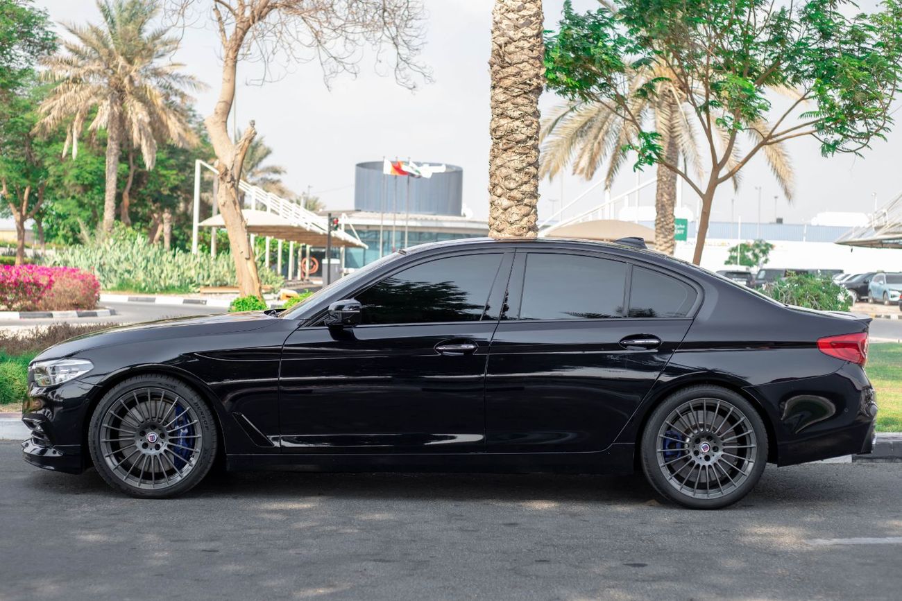 بي أم دبليو ألبينا BMW ALPINA B5 BITURBO 2018 – GCC Specs – Only 60,000 KM  4.4L V8 Twin-Turbo producing 608 HP & 800 N