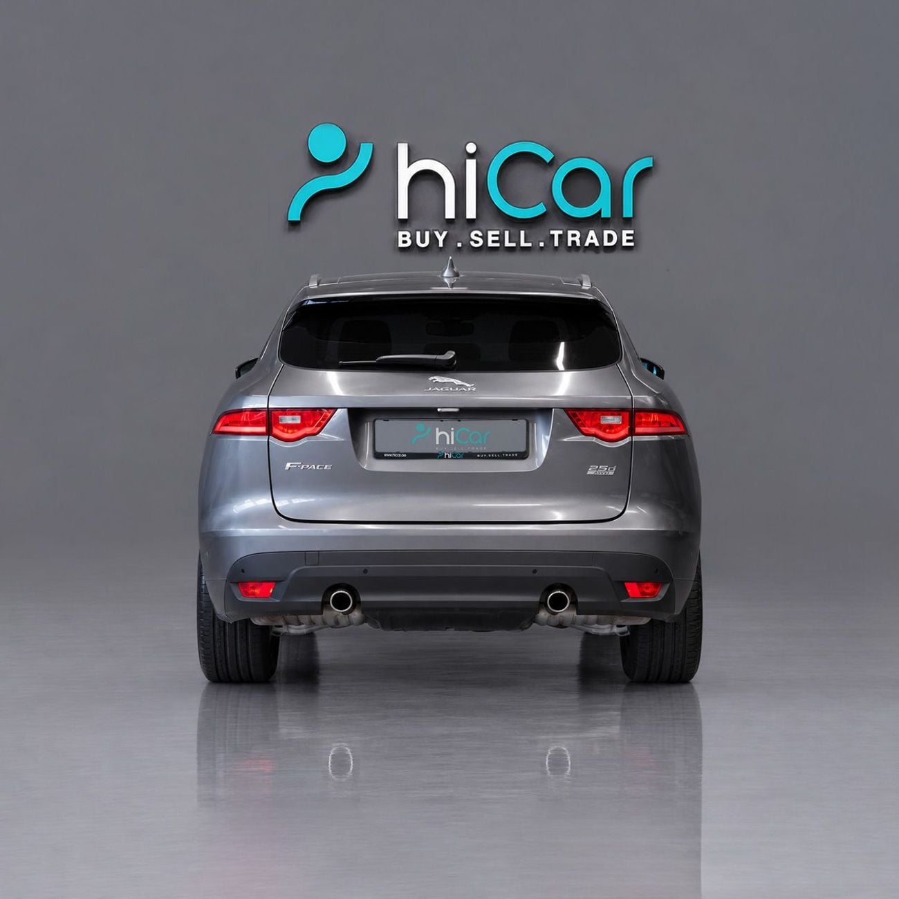 Jaguar F-PACE R-SPORT AED 1,244 p.m • 0% Downpayment • R-Sport • 1 Year Warranty