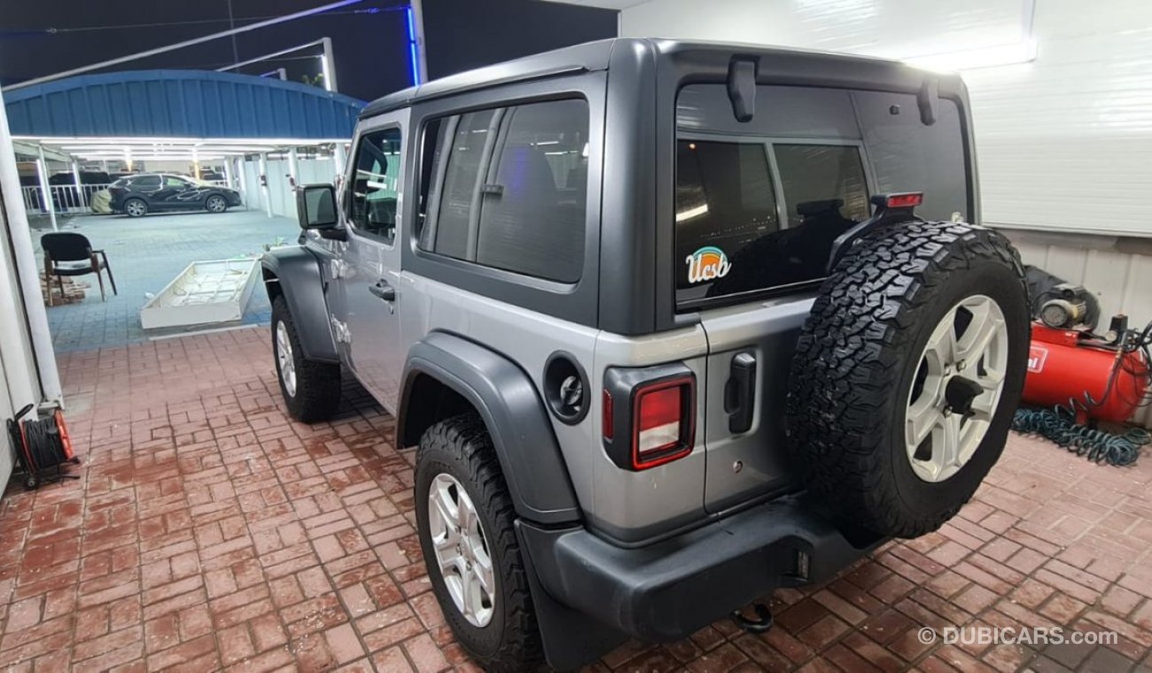 Jeep Wrangler 2.0 4 cylinder Hybrid