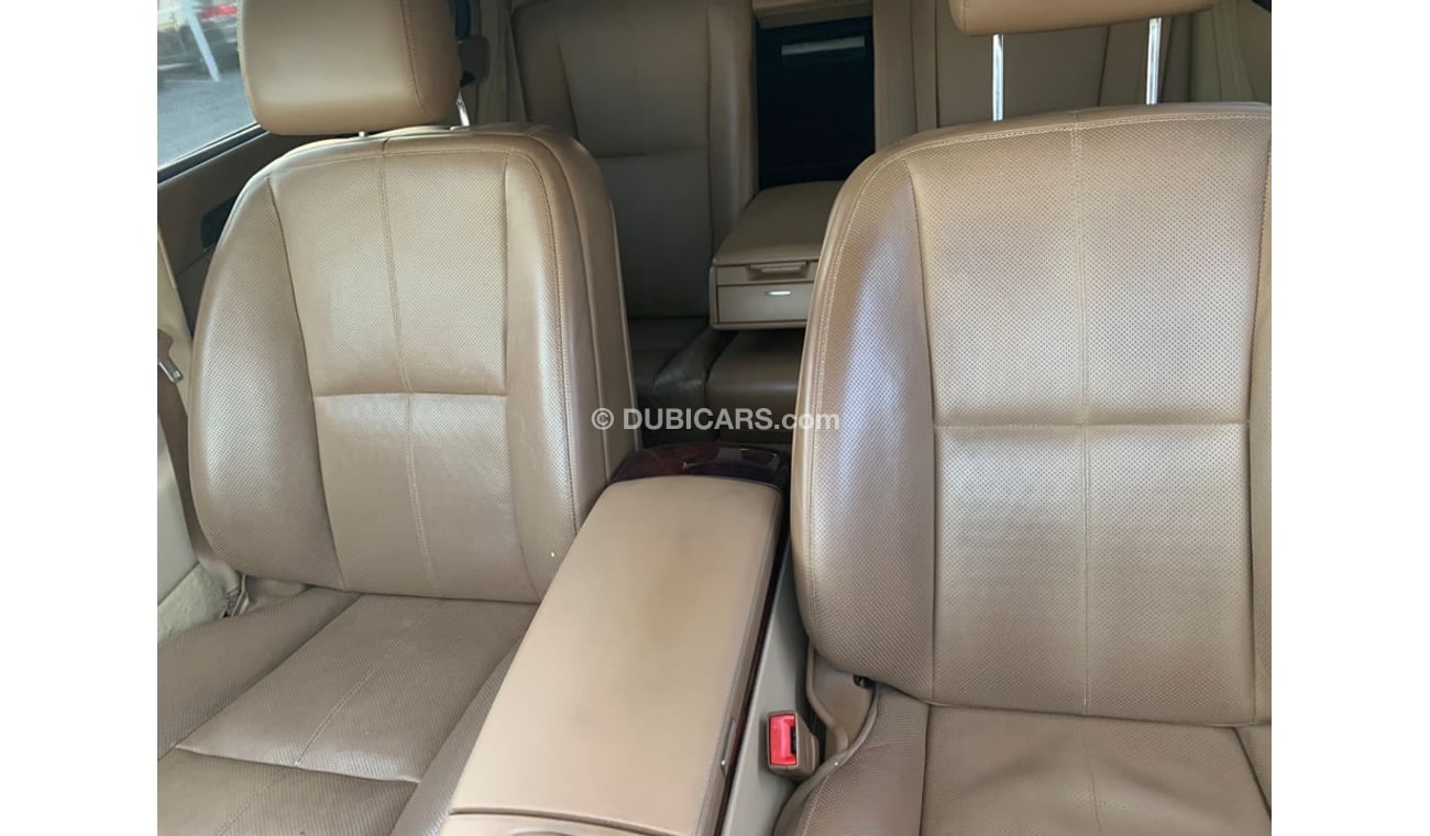 Mercedes-Benz S 500 Mercedes benz S500 model 2009 GCC car prefect condition full option low mileage  panoramic roof lea