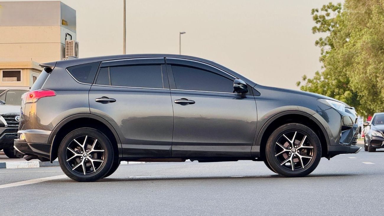 تويوتا راف ٤ EXCELLENT CONDITION | REAR VIEW CAMERA | 2.0L PETROL ENGINE | 2019 | RHD | PREMIUM BLACK INTERIOR