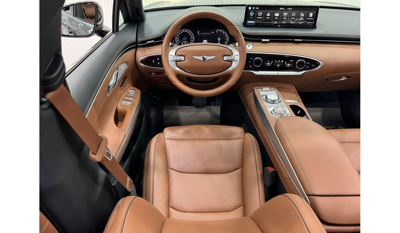 جينيسس GV70 Prestige 2023 Genesis GV70, 2028 Genesis Warranty + Service Pack, Fully Loaded, Very Low Kms, GCC