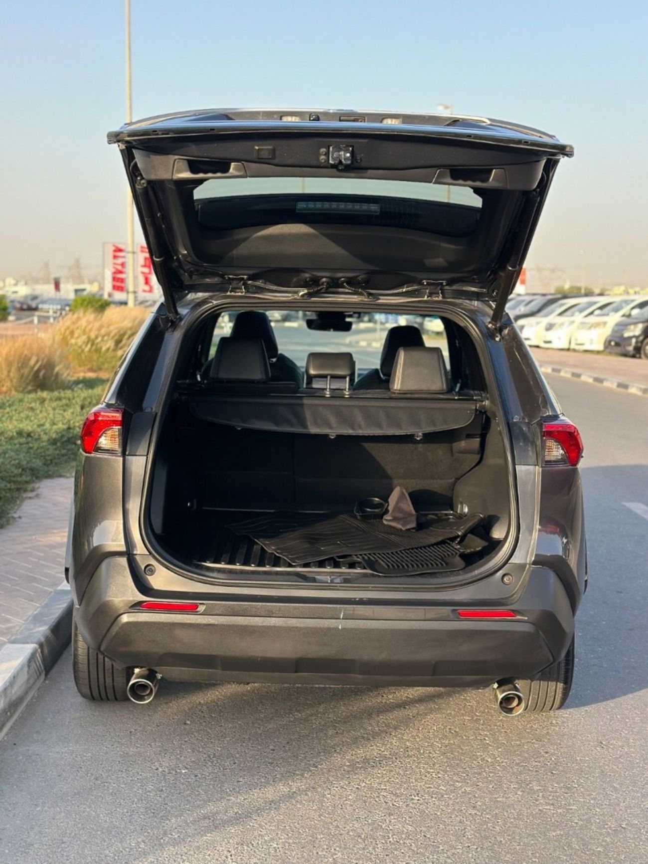 تويوتا راف ٤ Hybrid TOYOTA RAV4 XSE Full Option