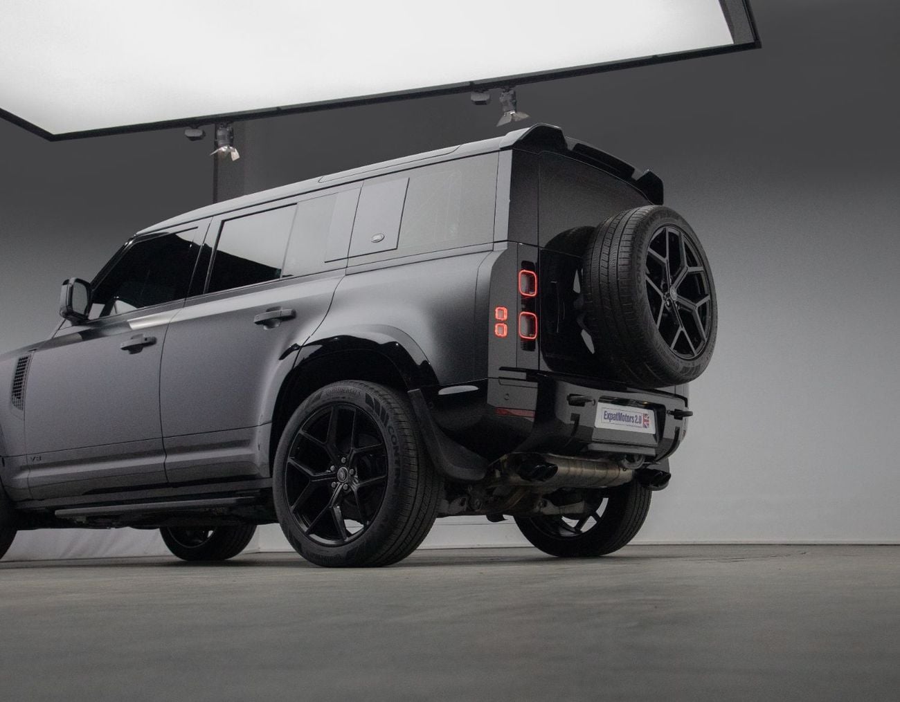 Land Rover Defender 110 525 EDITION