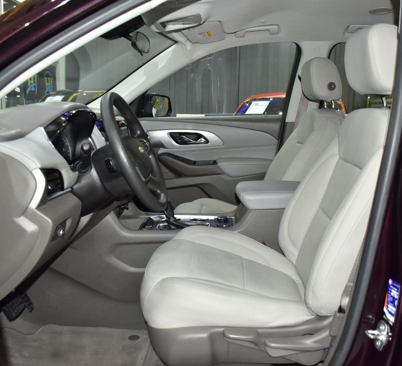 شيفروليه ترافيرس EXCELLENT DEAL for our Chevrolet Traverse ( 2018 Model ) in Maroon Color GCC Specs