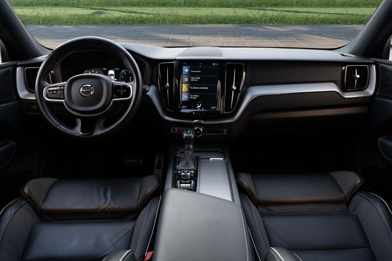 Volvo XC60 R-Design | 2,742 P.M  | 0% Downpayment | Excellent Condition!