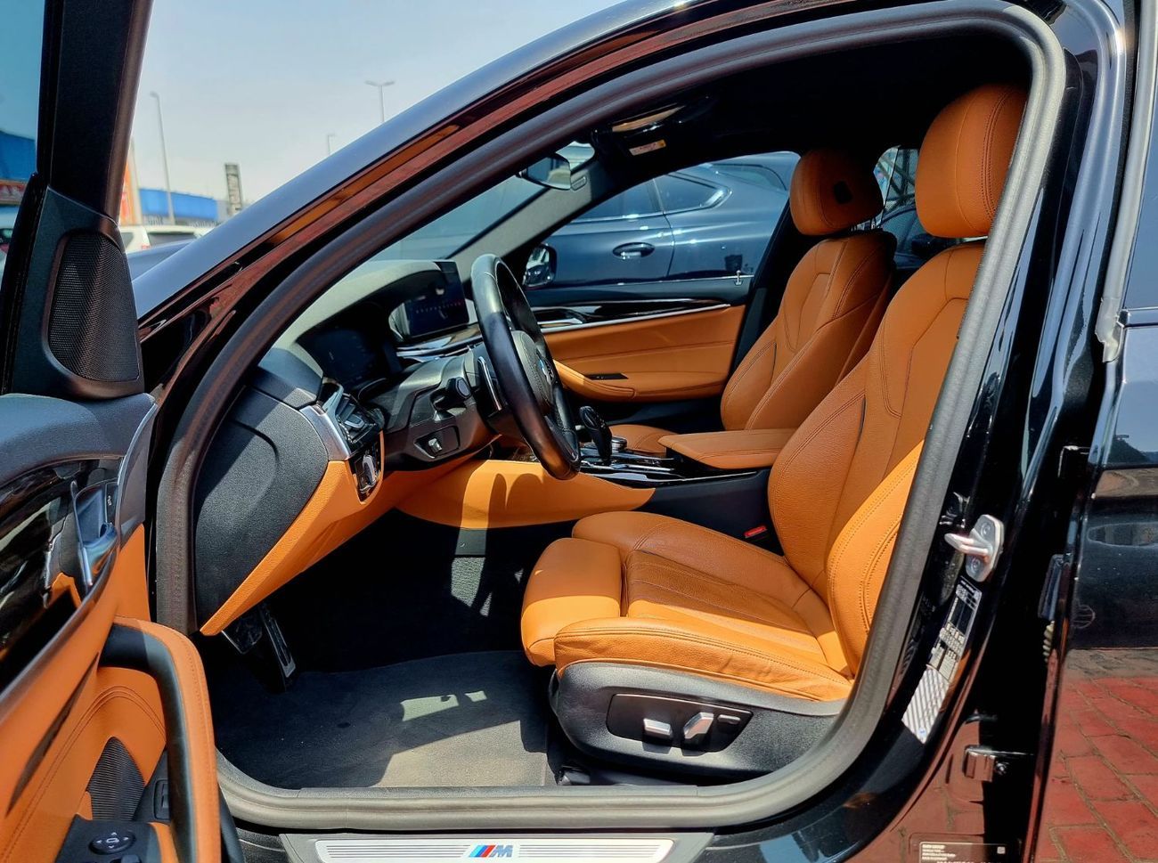 بي أم دبليو 520i Executive 1.6L