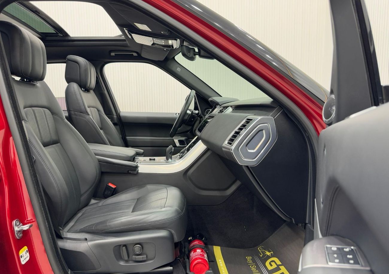 لاند روفر رينج روفر سبورت HSE 3.0L (340 HP) 2019 Range Rover Sport HSE, 1 Year Warranty, Full Service History, GCC