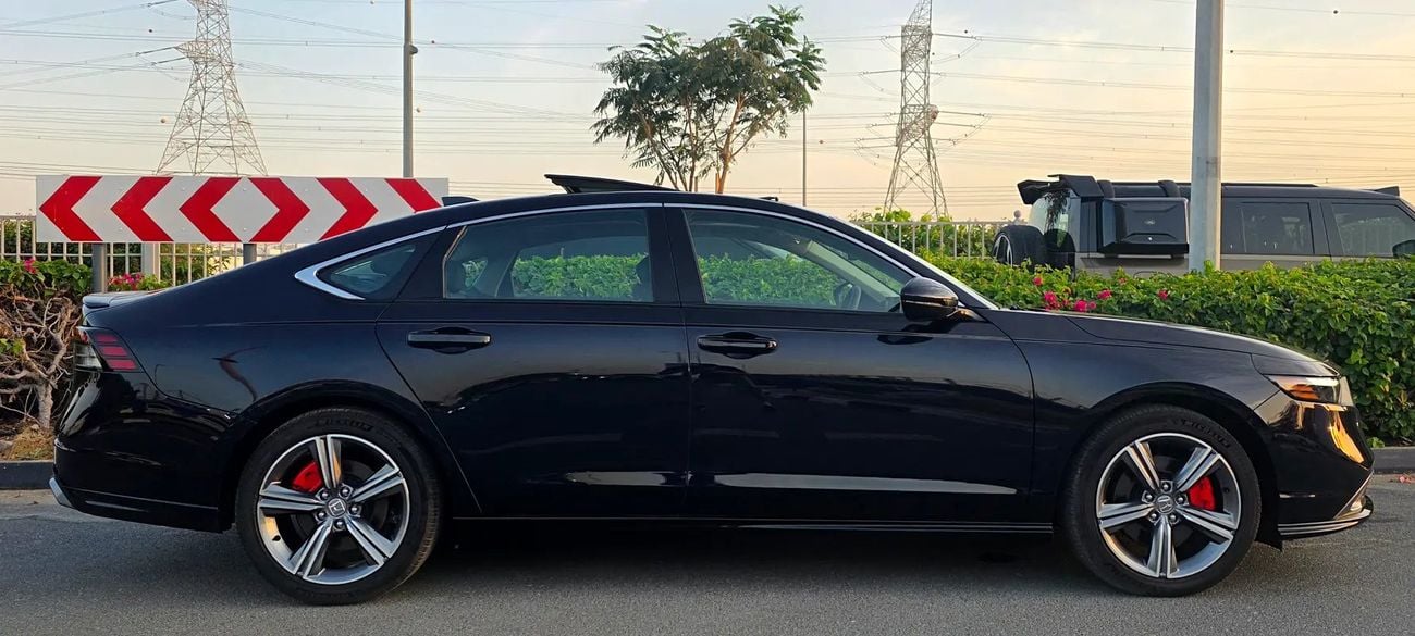 Honda Accord Hybrid - Top option Zero km