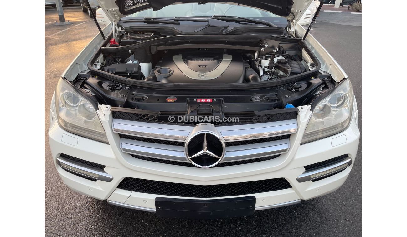 Mercedes-Benz GL 450 Mercedes GL 450 _GCC_2011_Excellent Condition _Full option