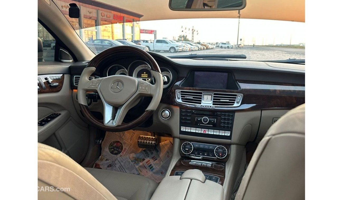 Mercedes-Benz CLS 500 Mercedes CLS 500 Std Model: 2012  -8 cylinder Complete 63 AMG  Price : 47,000 dirhams Mileage : 156,