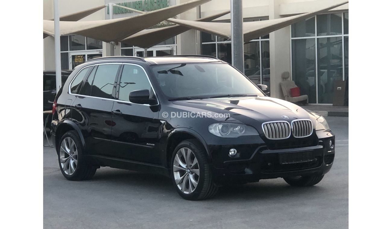 بي أم دبليو X5 موديل 2010 خليجي فل مواصفات كراسي جلد ومثبت سرعه وتحكم كهربي كامل ونظام صوت ممتاز وكاميرا خلفيه
