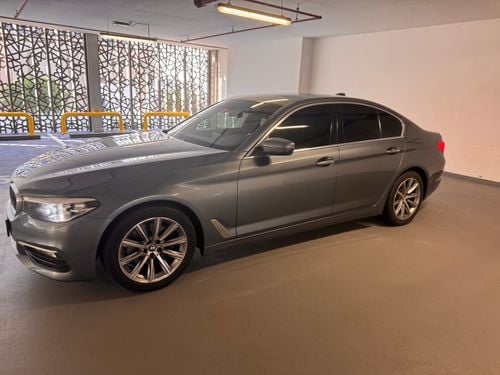 BMW 520i