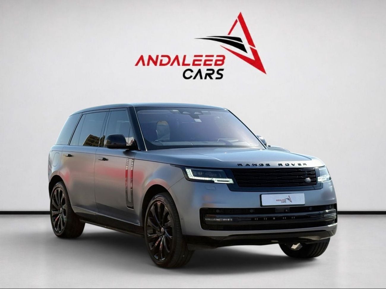 لاند روفر رينج روفر AED 10,240 P.M | 0% DOWN PAYMENT | RANGE ROVER VOGUE AUTOBIOGRAPHY | 4.4L TWIN-TURBO V8 – 523 HP | F