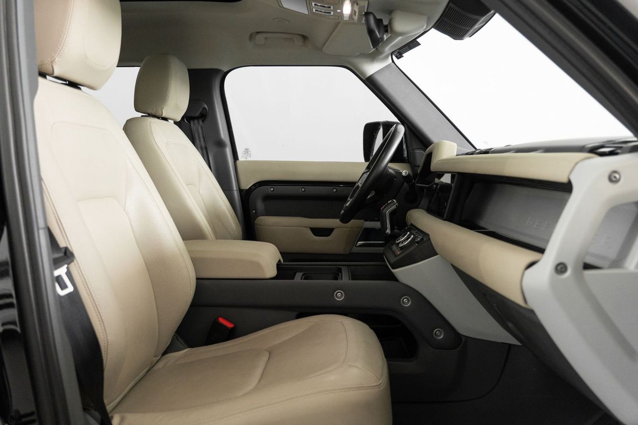 Land Rover Defender 110 SE P300 2.0L