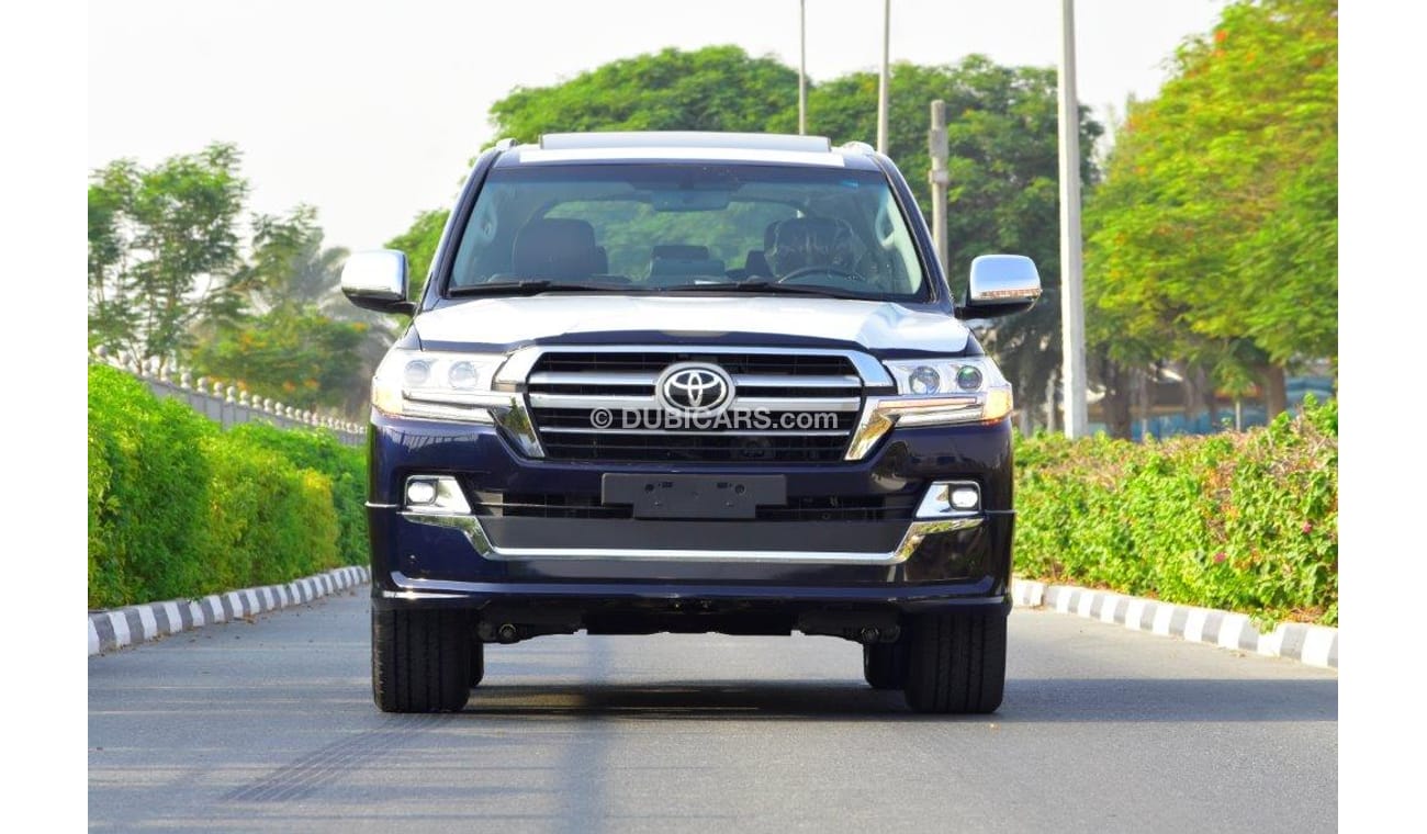 Toyota Land Cruiser 200 GXR 4.5L V8 DIESEL PLATINUM EDITION