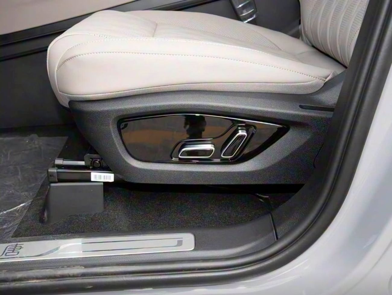 بي واي دي تانغ DMi 115km Smart Drive Premium Edition