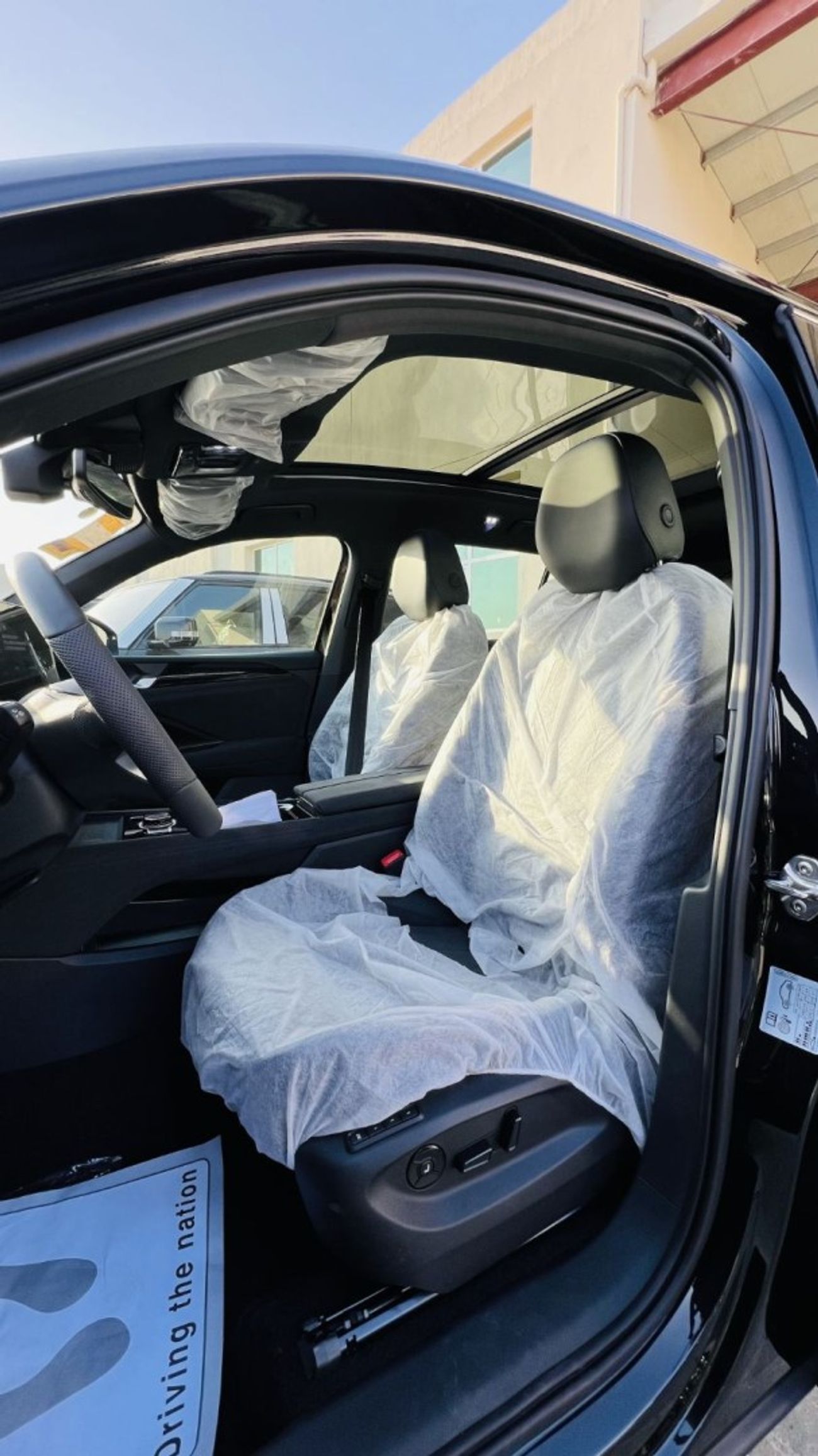 فولكس واجن تيجوان R-Line 2.0L