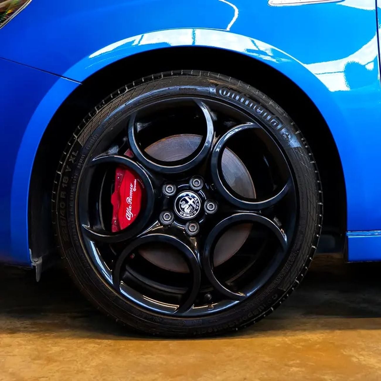 ألفا روميو جوليتا 861 pm • 0% Downpayment • Veloce • Agency Warranty