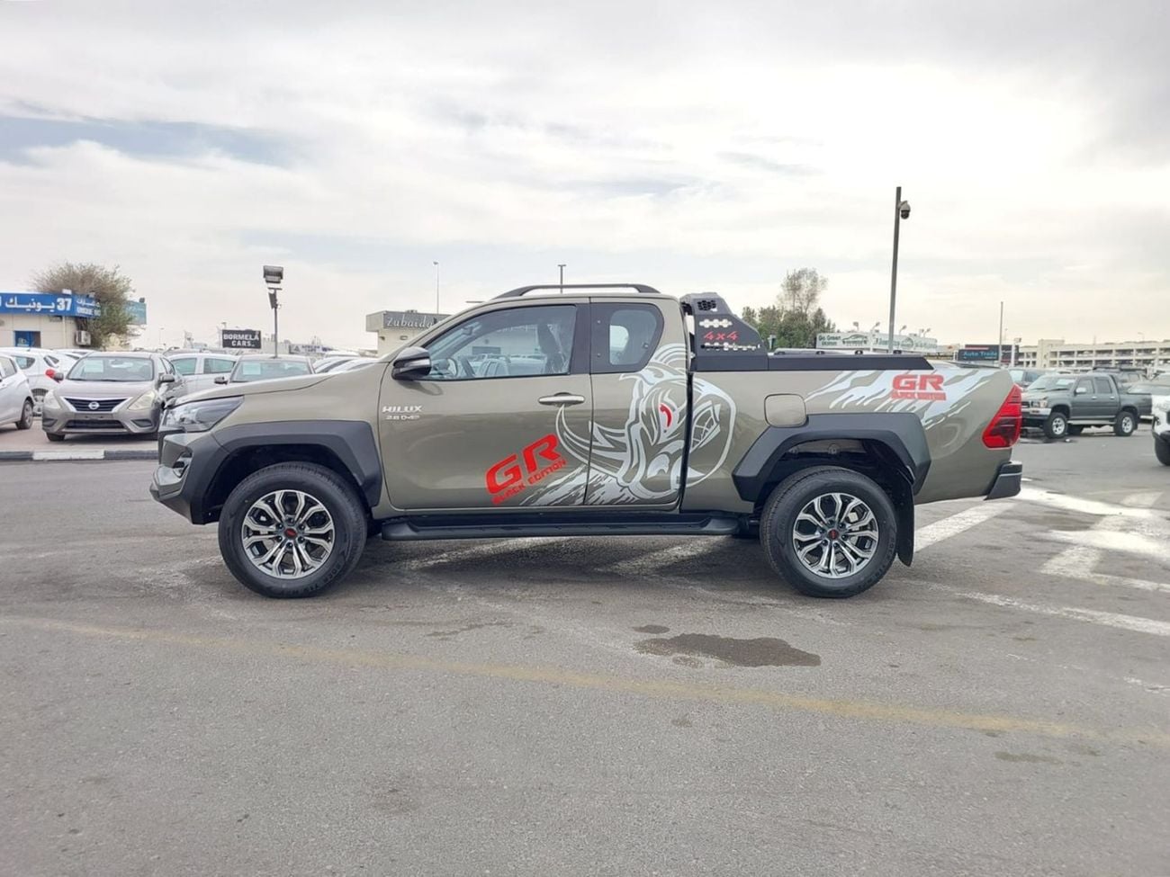 تويوتا هيلوكس (RAMADAN OFFER) TOYOTA HILUX PICKUP RHD 2016 MODEL 2.8 L DIESEL MANUAL(PM60567)