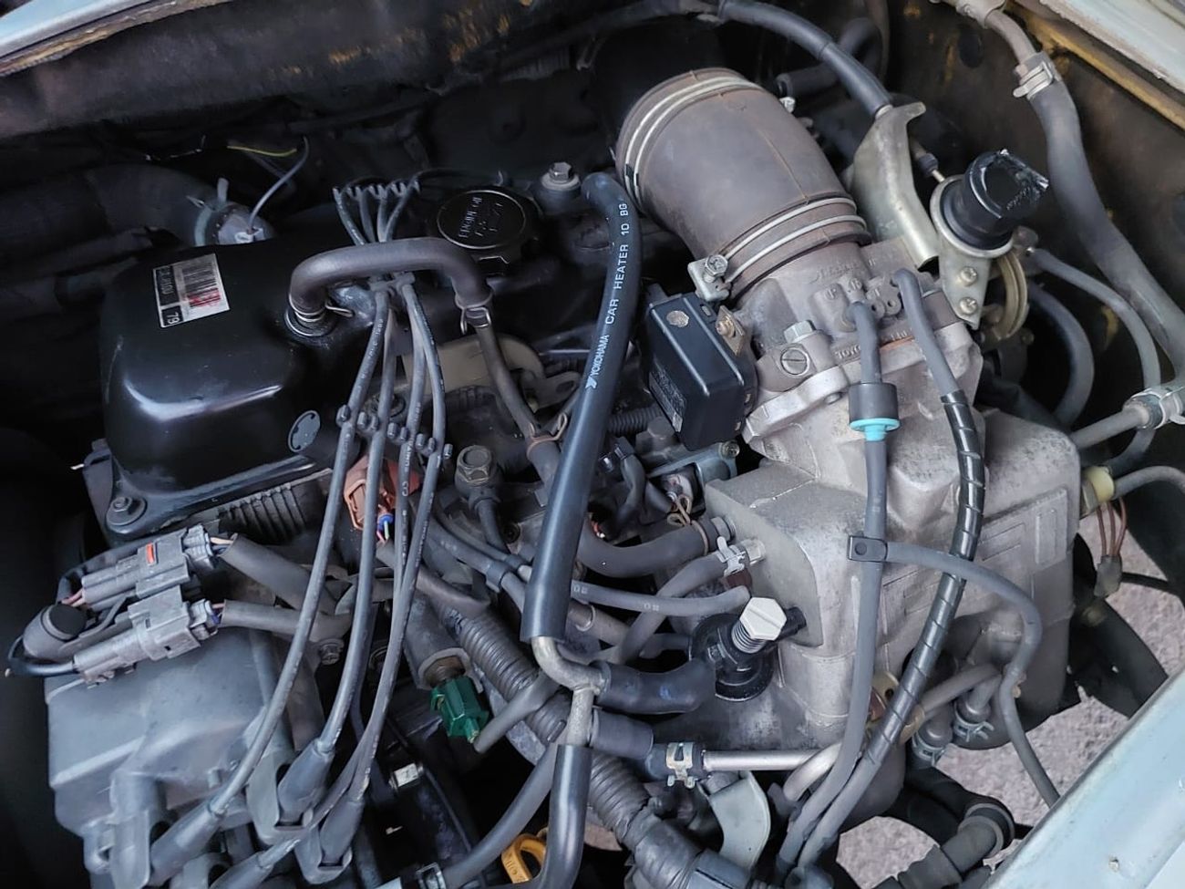 Toyota Hiace TOYOTA HIACE VAN RHD 1999 MODEL 2.0 L PETROL MANUAL(PM52852)