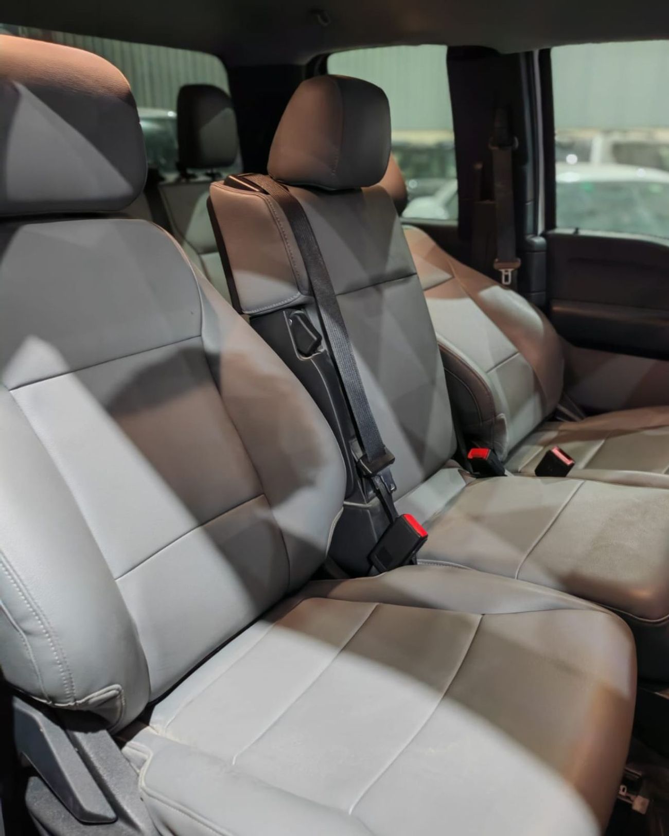 فورد F 150 XLT 3.5L (5 Seater)