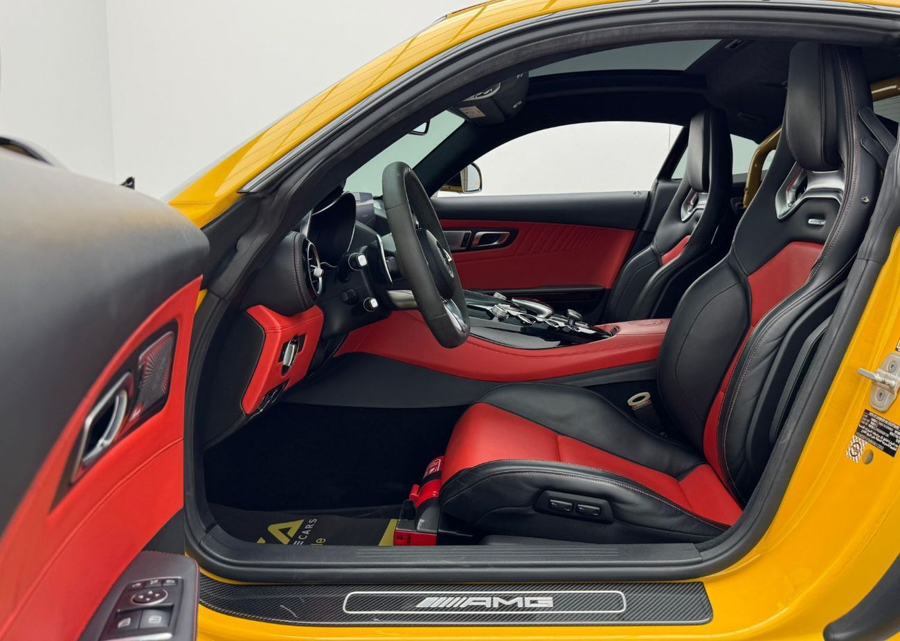 Mercedes-Benz AMG GT S 2017 Mercedes-Benz AMG GTS, Warranty, Full Service History, Full Options, Low Kms, GCC