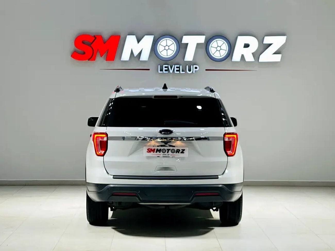 Ford Explorer XLT 200A 2.3L 4WD