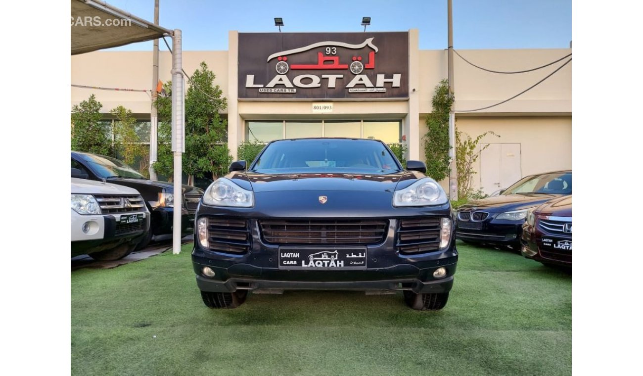 Porsche Cayenne S Porch cayenne S model 2009 BLACK COULOUR GCC VERY GOOD CONDITION