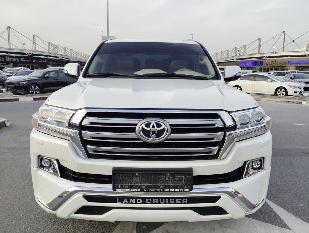 تويوتا لاند كروزر GXR 4.6L