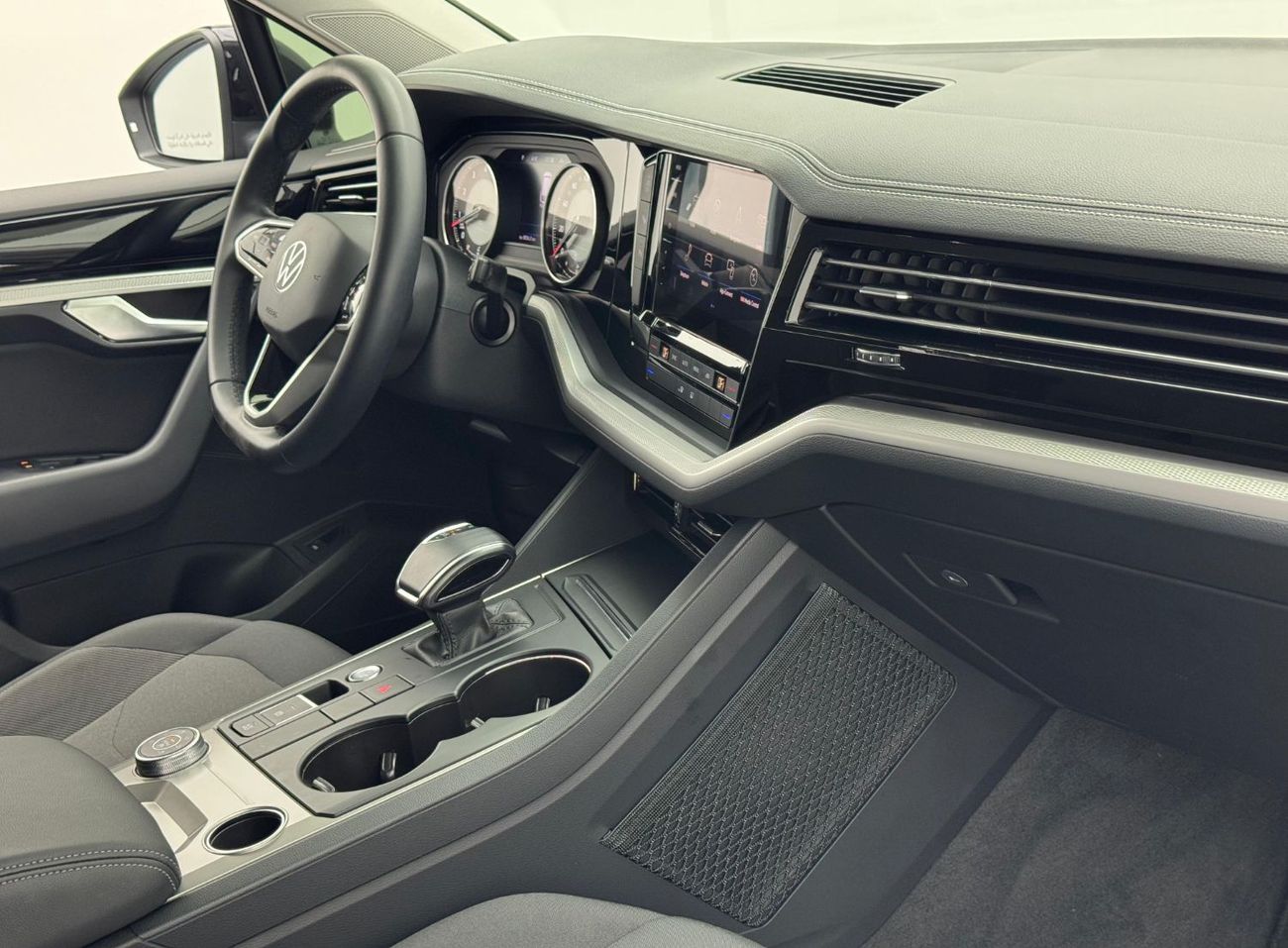 Volkswagen Touareg 3.0T TL (340 HP) 2021 Volkswagen Touareg, 1 Year Warranty, 2027 Agency Service Contract, Agency FSH,