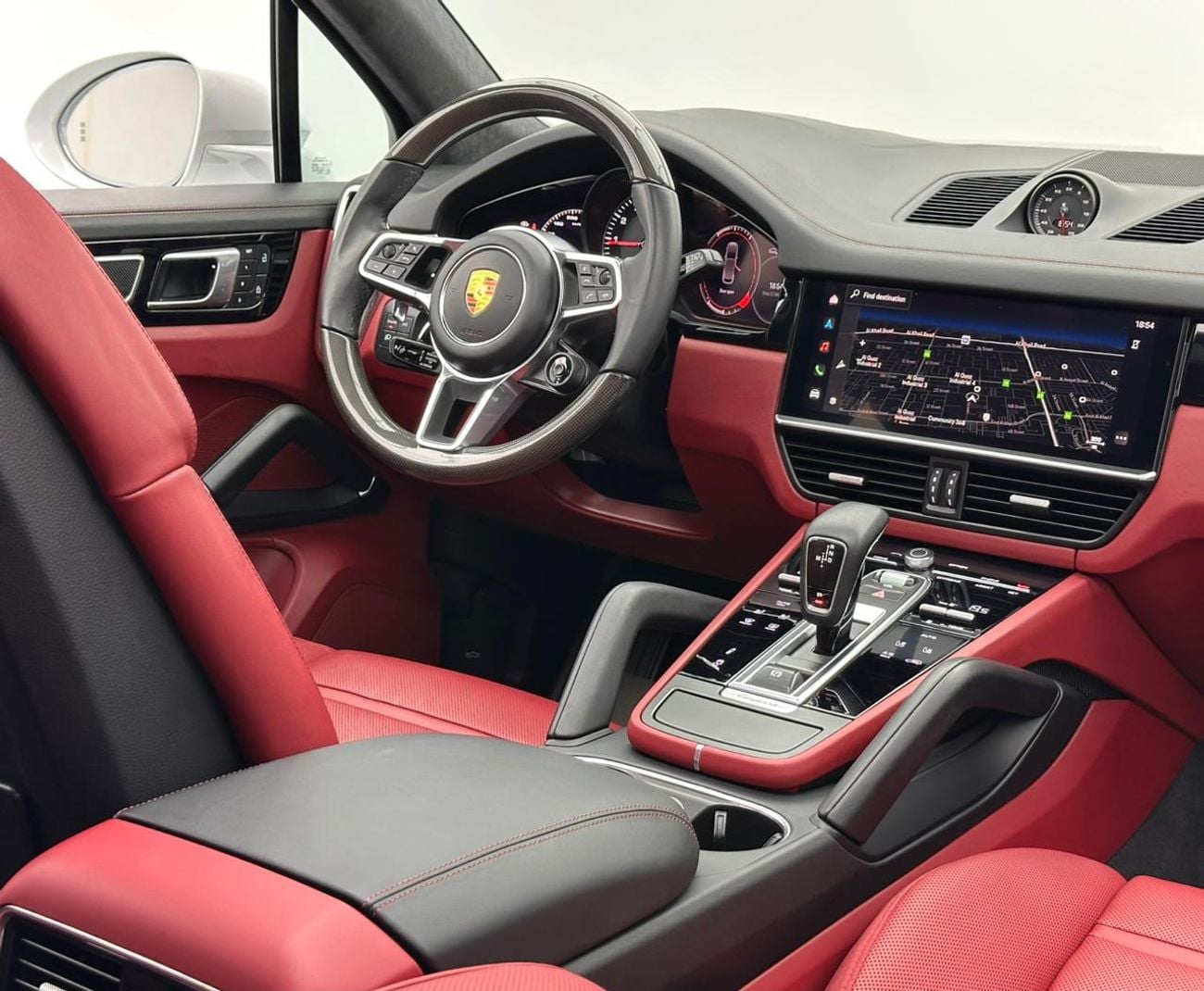 Porsche Cayenne 2022 Porsche Cayenne GTS, Feb/2027 Porsche Warranty, Porsche Full Service History, Excellent Conditi