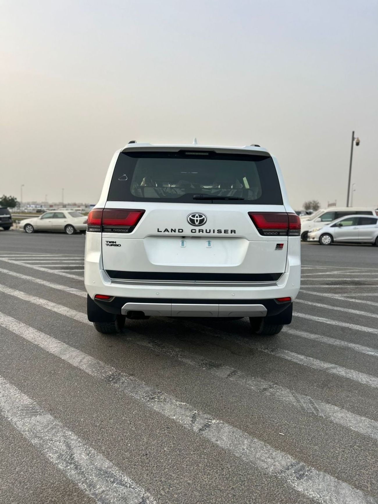 تويوتا لاند كروزر Toyota Land Cruiser gr 3.5L