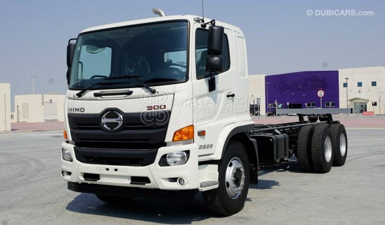 Hino 500 HINO FM 2829 Chassis GVW 28 Ton, Single Cab 6 × 4 with Bed Space, M/T MY23