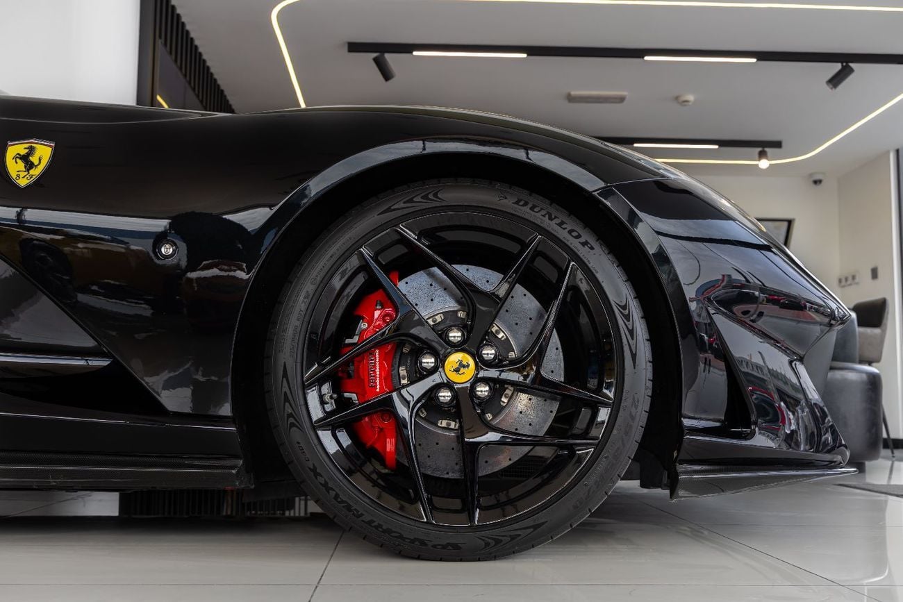 Ferrari 812 Ferrari 812 Superfast |  GCC Specs | Fully Carbon Fiber | Ceramic Brakes | Low Mileage | 2018