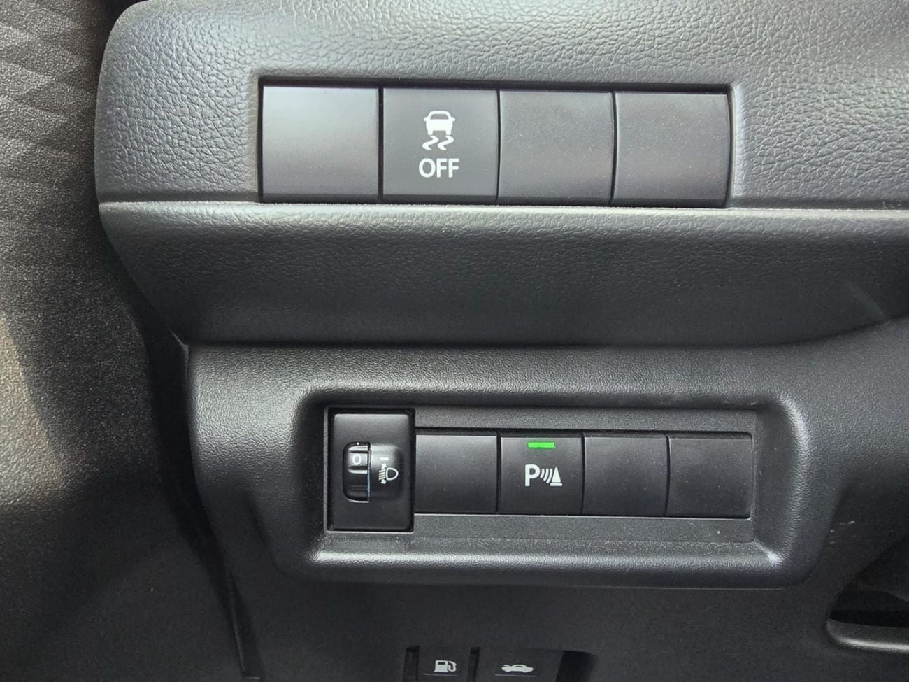 Suzuki Swift Suzuki Swift GLX, 2026 model, 1.2 liter, Two Tone