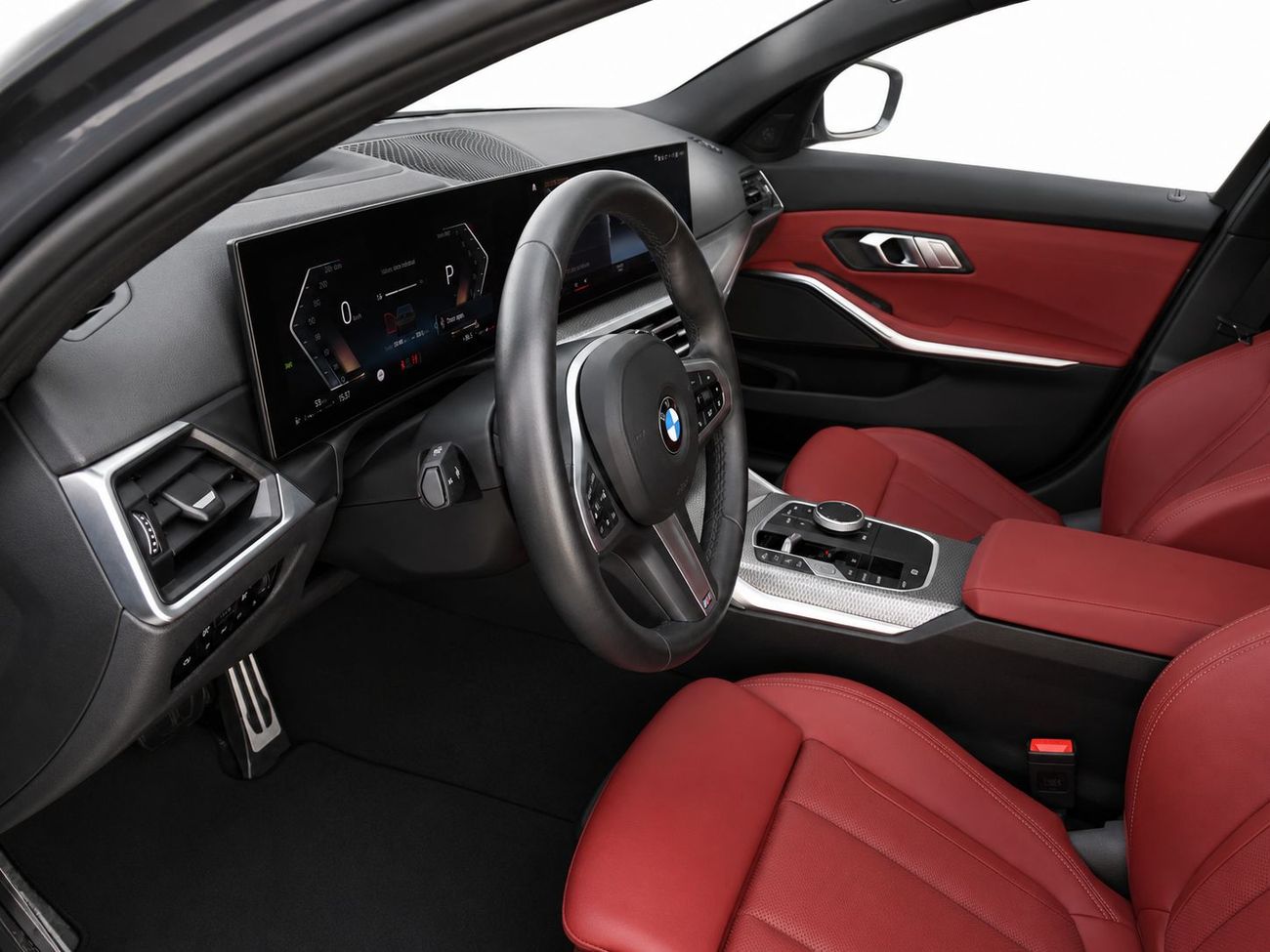 BMW 330i M SPORT