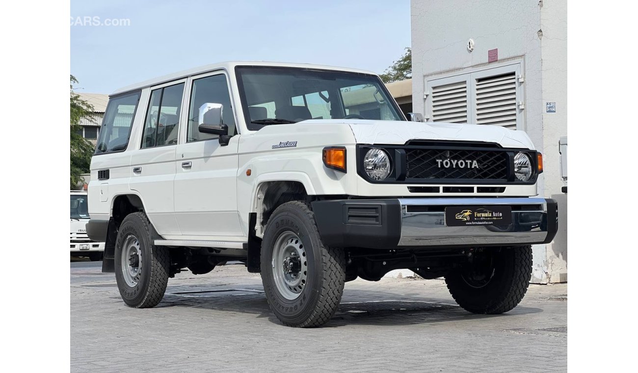 Toyota Land Cruiser Hard Top 5 DOORS LC76 4.0L PTR M/T // 2024 // STANDAR OPTION // SPECIAL OFFER // BY FORMULA AUTO // FOR EXPOR