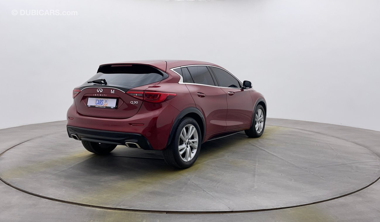 Infiniti Q30 Lexue 1600