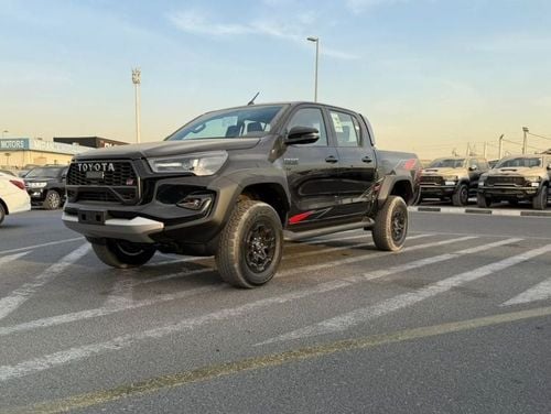تويوتا هيلوكس Toyota Hilux GR 4.0L 2026 Full option